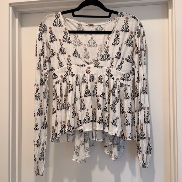 Free People White and Black Floral Blouse - Picture 1 of 4